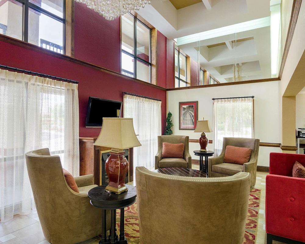 Quality Inn & Suites Atlanta Stone Mountain Exteriér fotografie