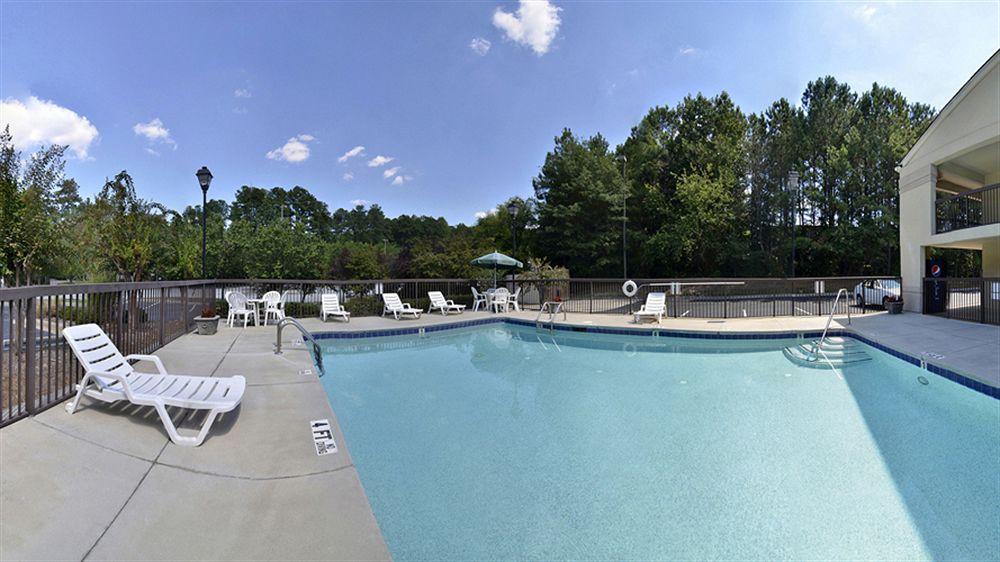 Quality Inn & Suites Atlanta Stone Mountain Exteriér fotografie
