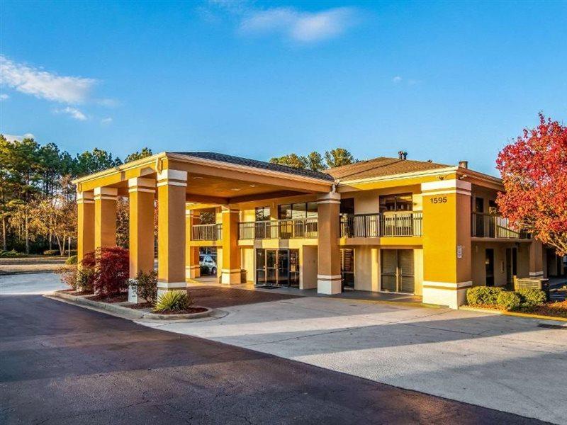 Quality Inn & Suites Atlanta Stone Mountain Exteriér fotografie