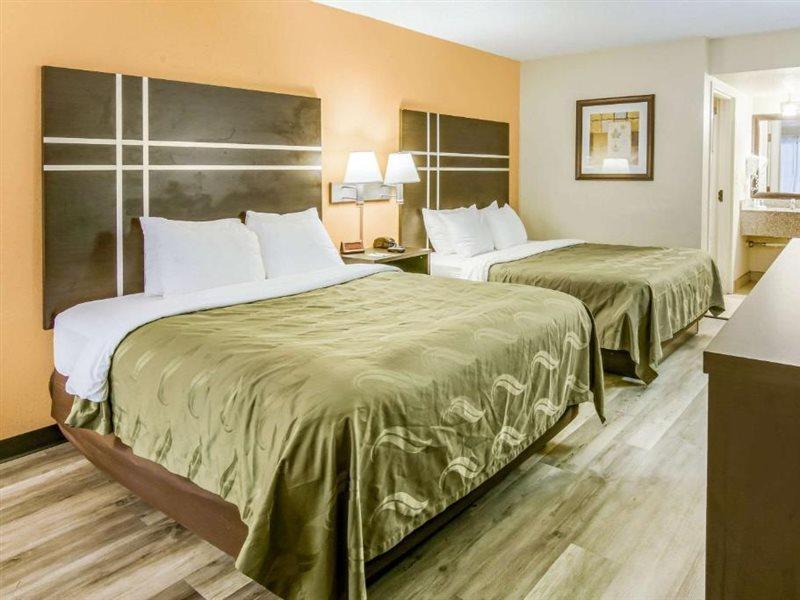 Quality Inn & Suites Atlanta Stone Mountain Exteriér fotografie