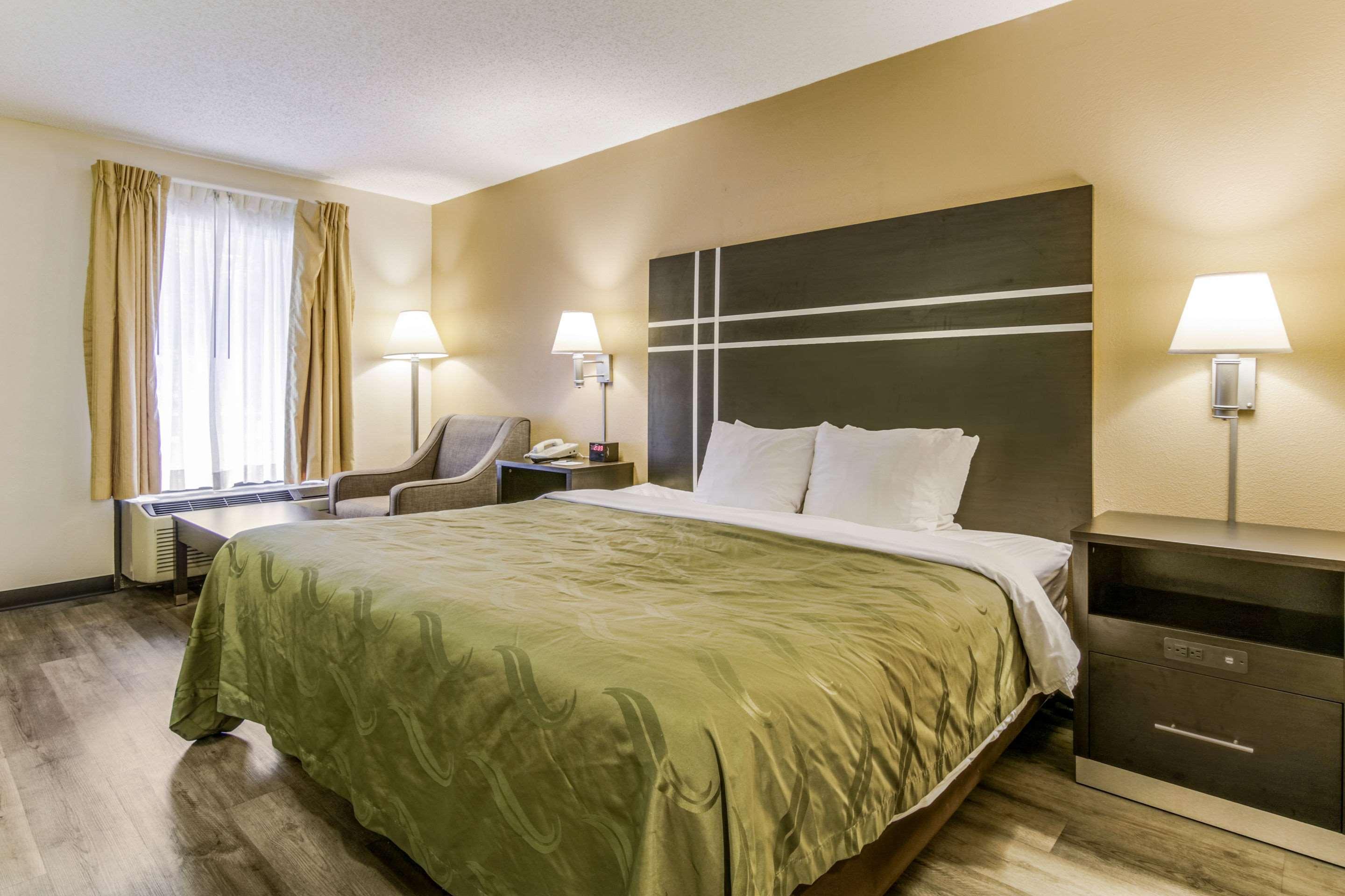 Quality Inn & Suites Atlanta Stone Mountain Exteriér fotografie