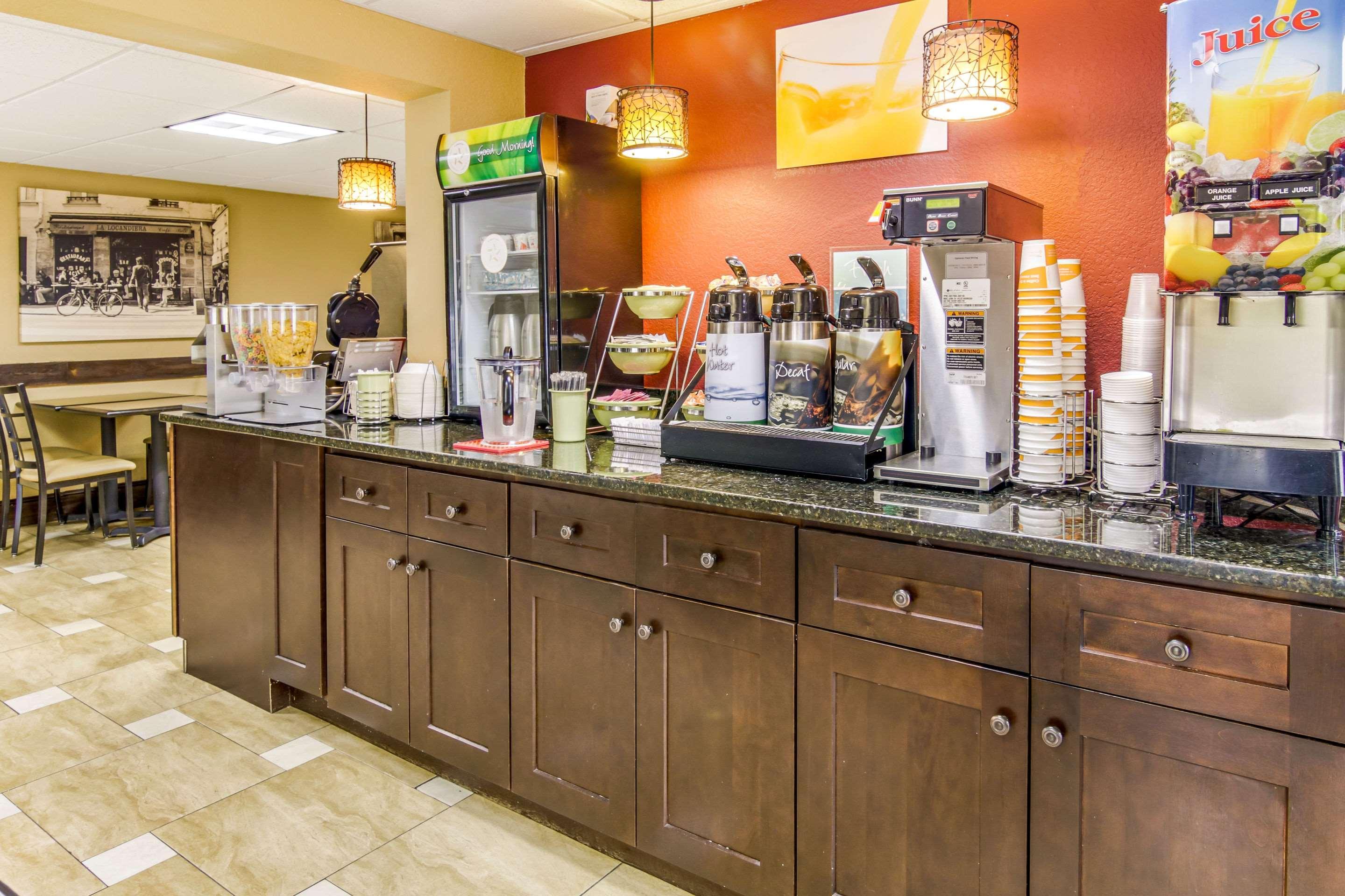Quality Inn & Suites Atlanta Stone Mountain Exteriér fotografie