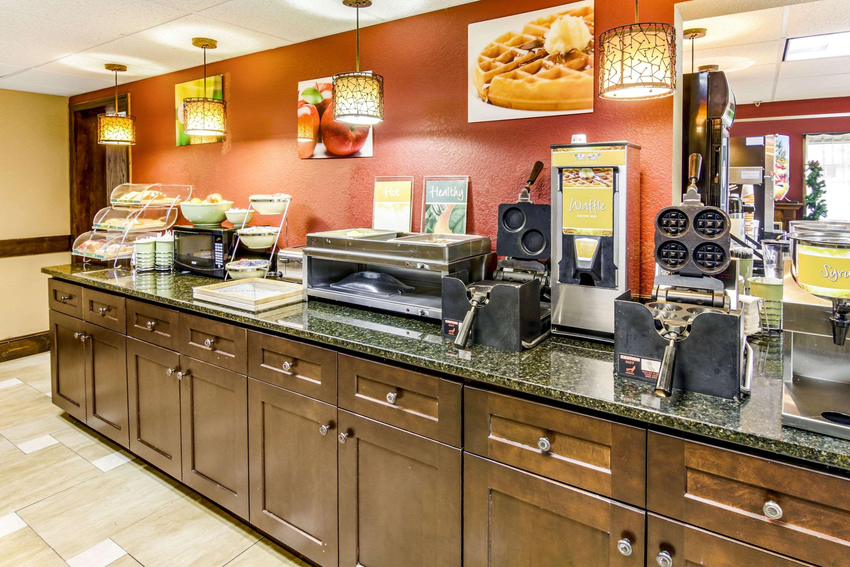 Quality Inn & Suites Atlanta Stone Mountain Exteriér fotografie