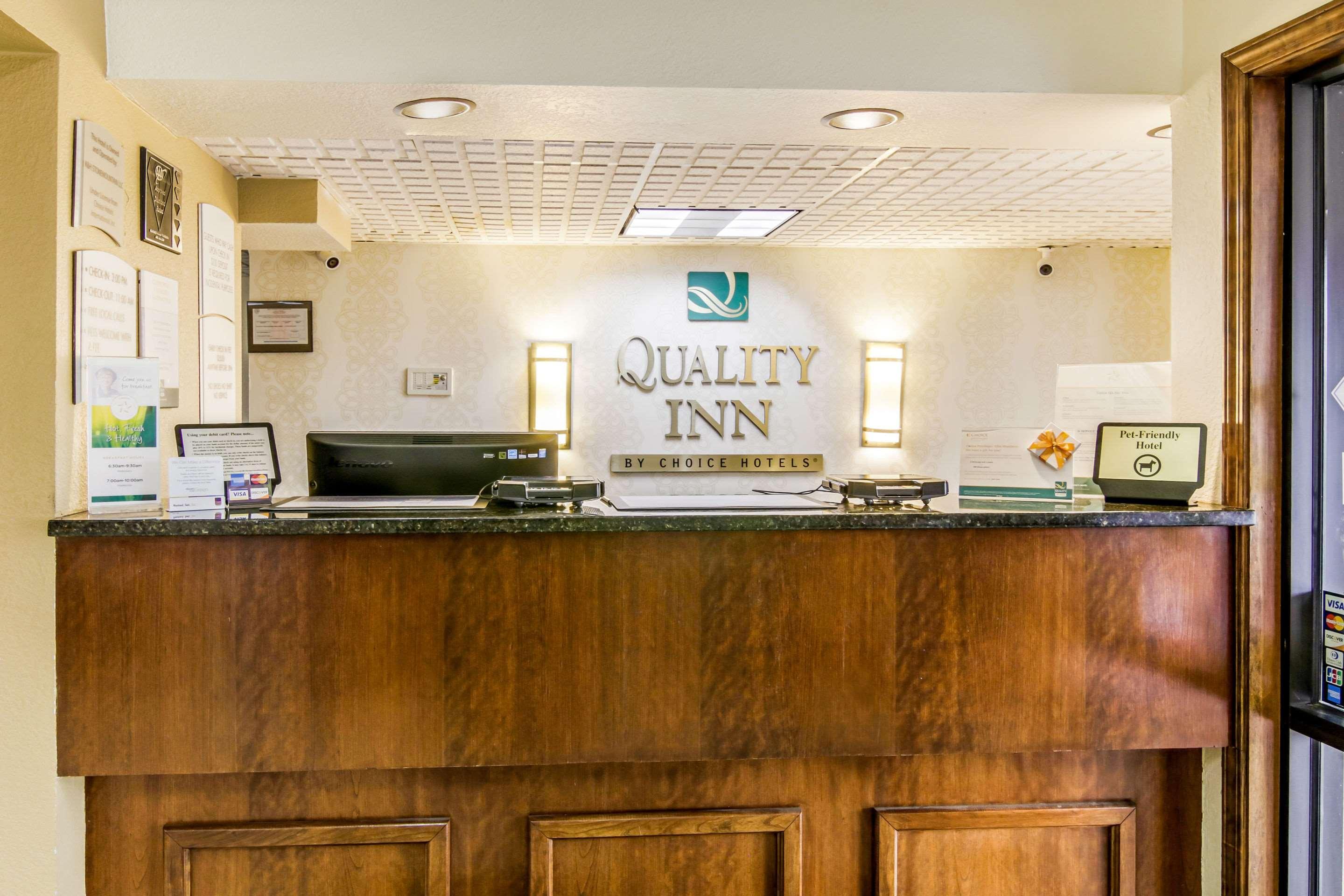 Quality Inn & Suites Atlanta Stone Mountain Exteriér fotografie