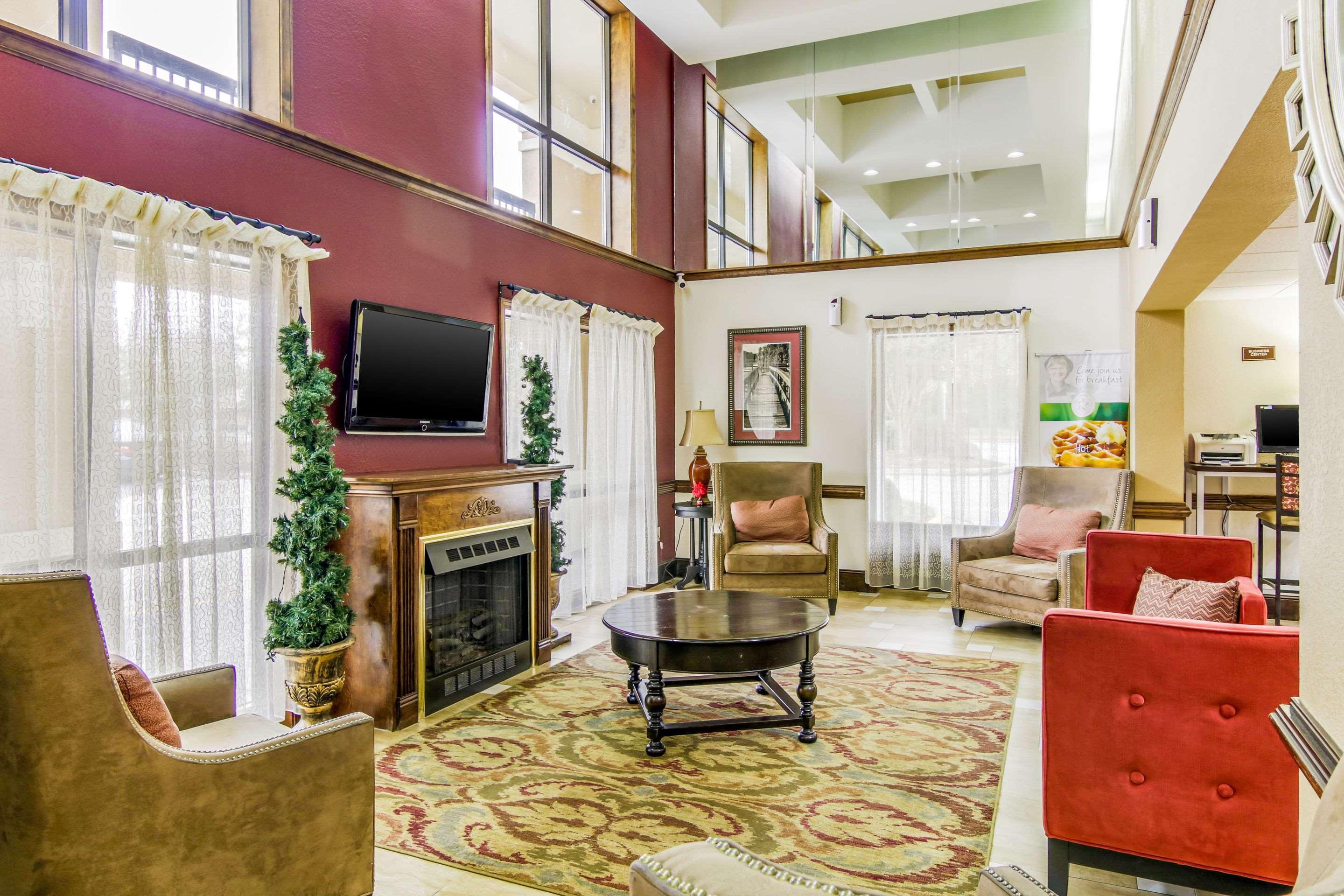 Quality Inn & Suites Atlanta Stone Mountain Exteriér fotografie