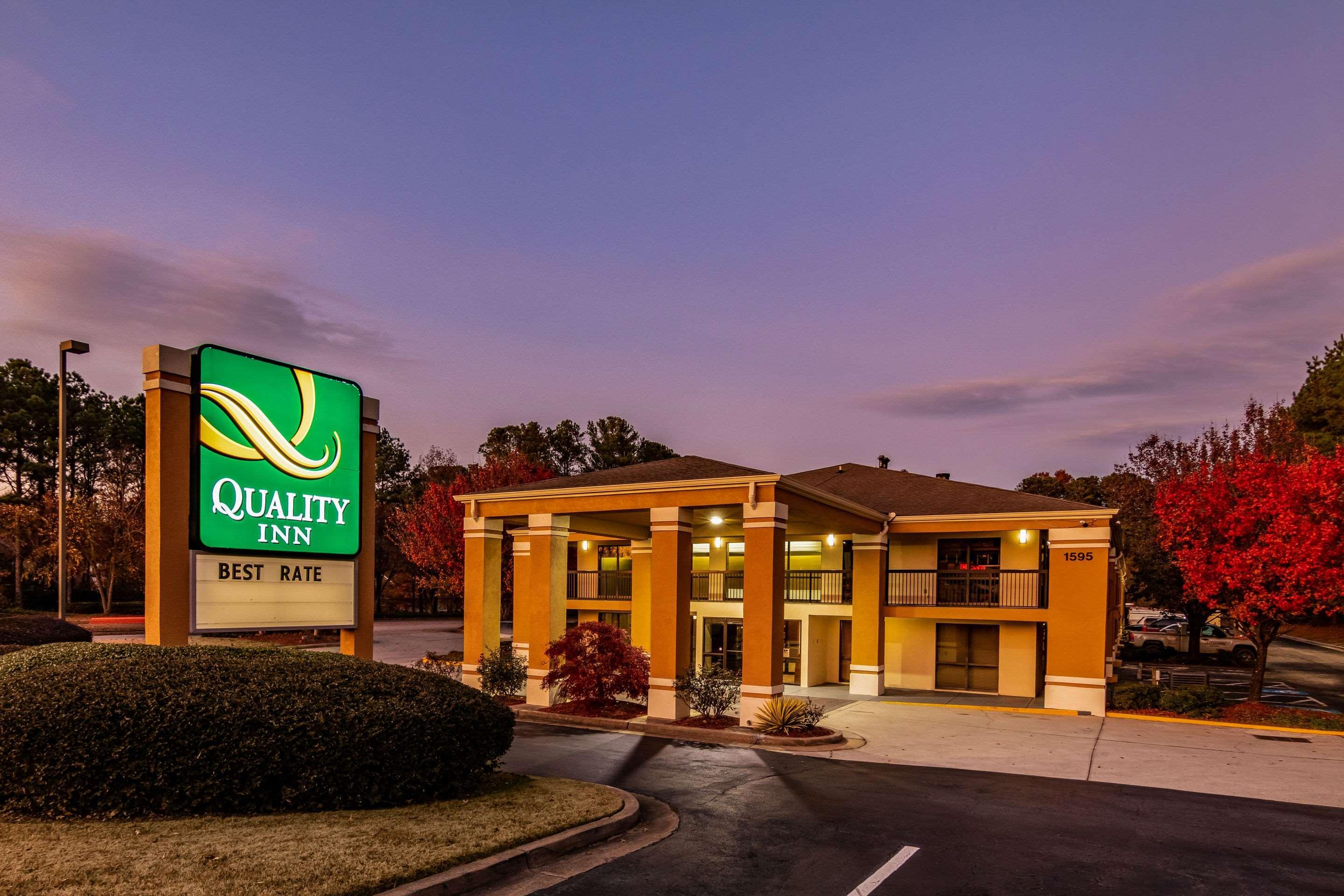 Quality Inn & Suites Atlanta Stone Mountain Exteriér fotografie