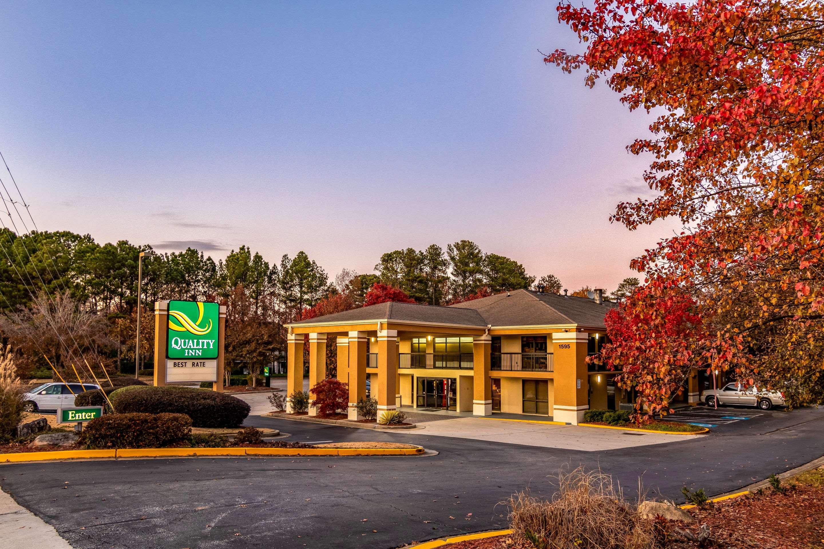 Quality Inn & Suites Atlanta Stone Mountain Exteriér fotografie