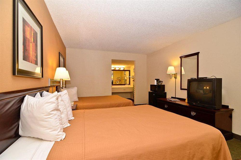 Quality Inn & Suites Atlanta Stone Mountain Pokoj fotografie