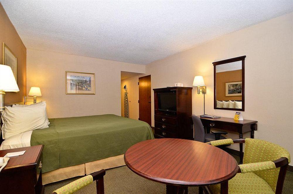 Quality Inn & Suites Atlanta Stone Mountain Pokoj fotografie
