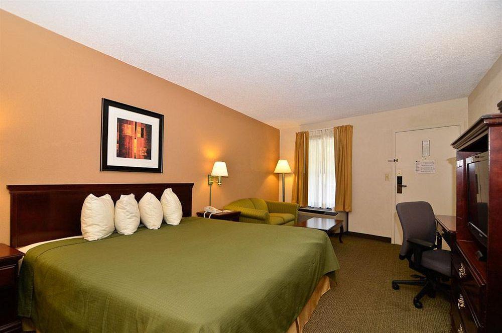 Quality Inn & Suites Atlanta Stone Mountain Exteriér fotografie