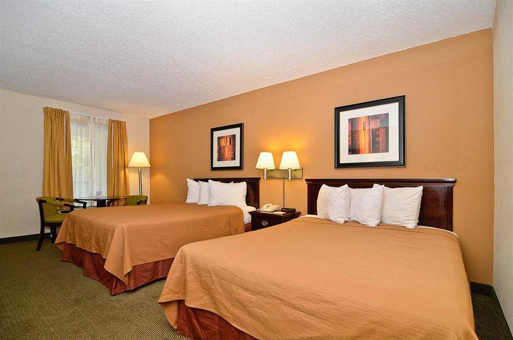 Quality Inn & Suites Atlanta Stone Mountain Exteriér fotografie