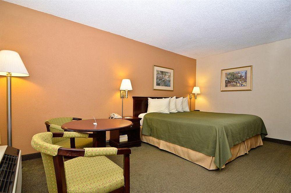 Quality Inn & Suites Atlanta Stone Mountain Exteriér fotografie
