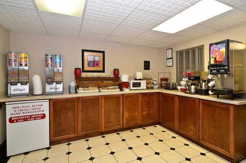 Quality Inn & Suites Atlanta Stone Mountain Restaurace fotografie